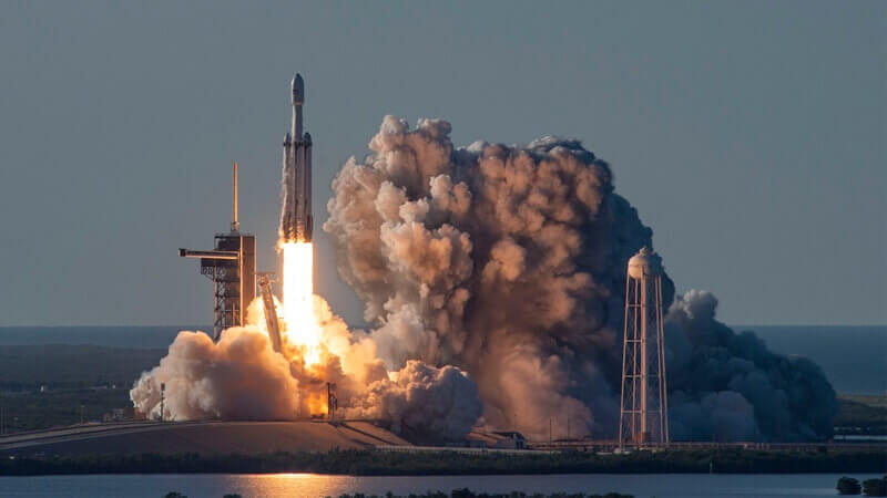 SpaceXのロケット打ち上げ